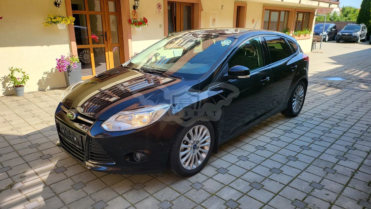 Ford Focus MK3 [2010 - 2018] 1.0 EcoBoost Start-Stopp-System TREND 2014