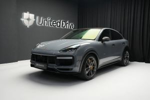 Porsche Cayenne Turbo 2022