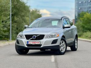Volvo XC60 I [2008 - 2017] D3 Aut. Momentum 2011