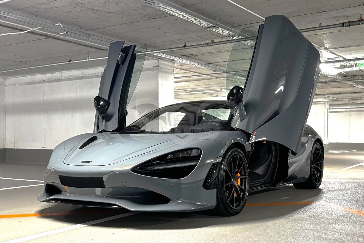 McLaren 750S cant_see_my_version 2024