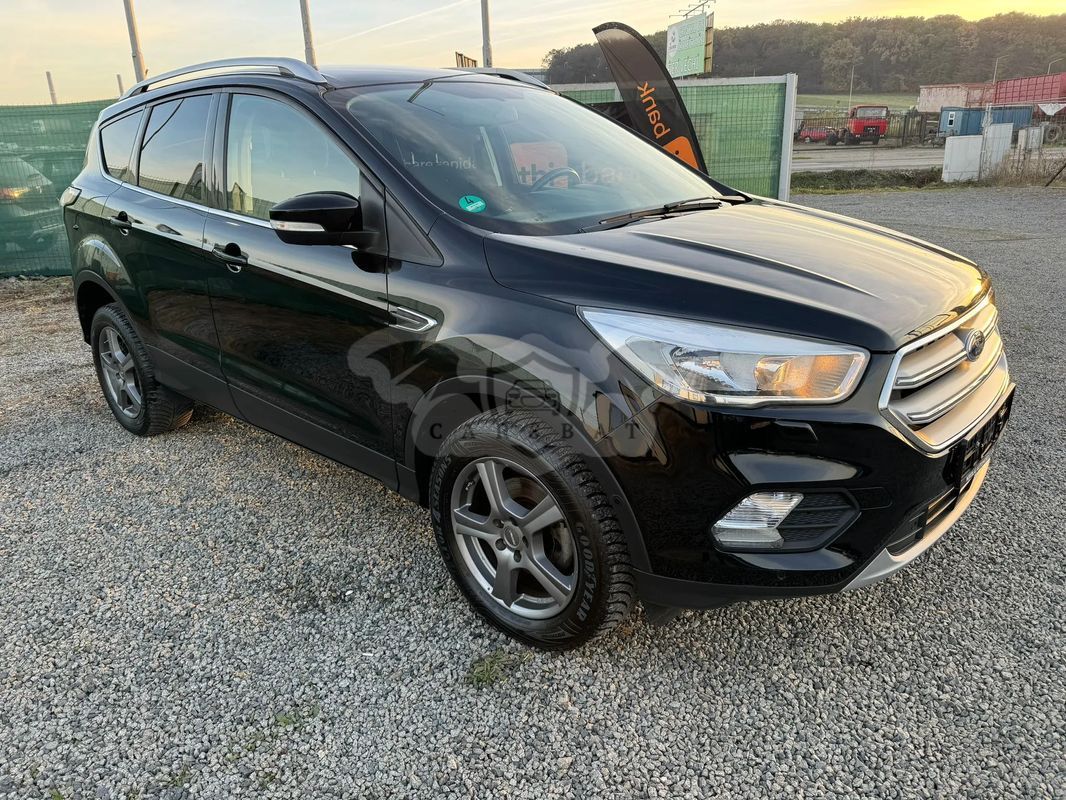 Ford Kuga II [2012 - 2019] 1.5 EcoBoost 2x4 Black & Silver 2017