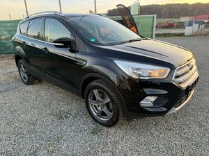 Ford Kuga II [2012 - 2019] 1.5 EcoBoost 2x4 Black & Silver 2017