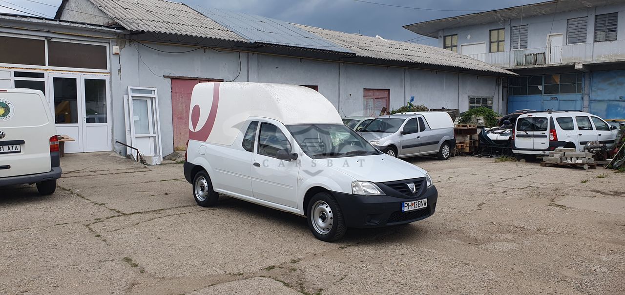 Dacia Pick-Up 2011