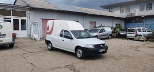 Dacia Pick-Up 2011