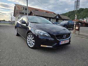 Volvo V40 II [2012 - Prezent] D2 Kinetic 2012