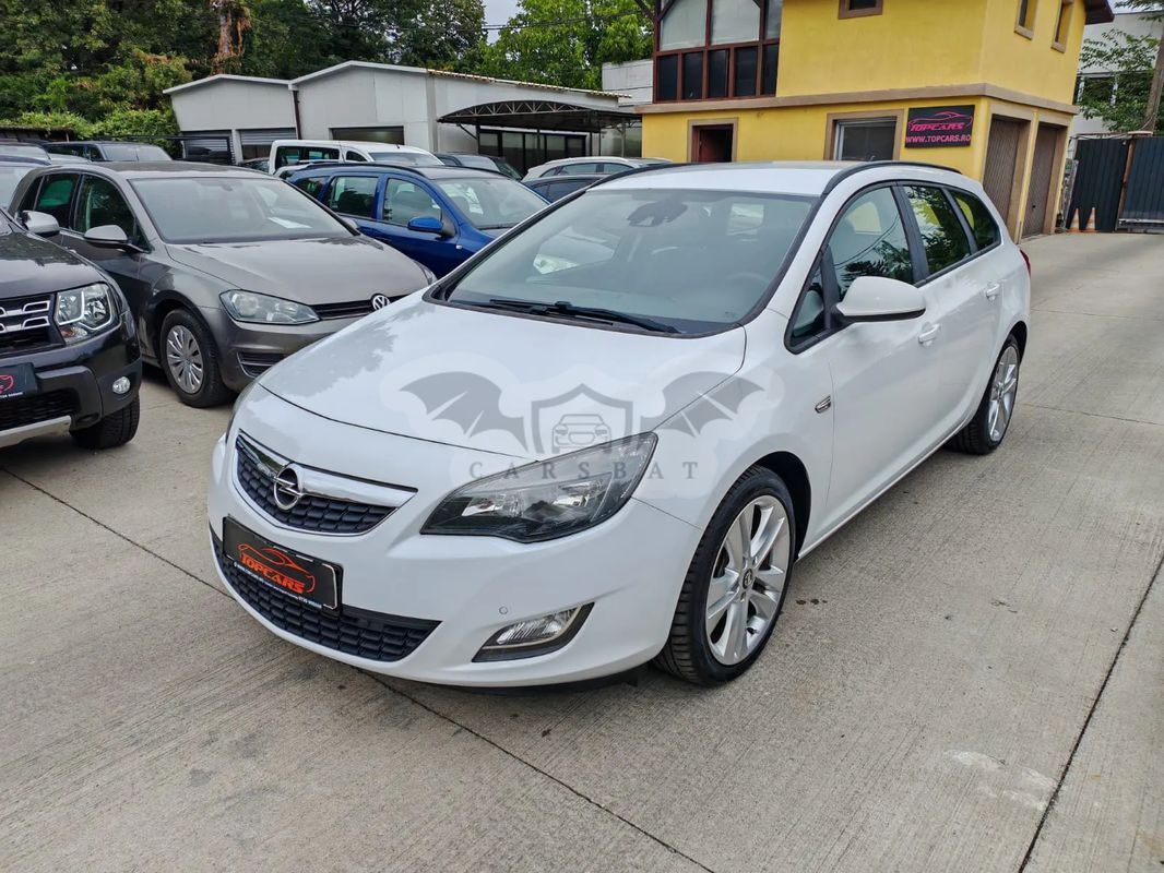Opel Astra 1.7 CDTI DPF ecoFLEX Sports TourerStart/Stop 105g Innovation 2012