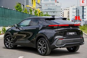 Toyota C-HR 1.8 HSD 122 CP 4x2 CVT Core 2024
