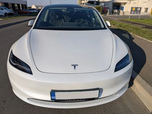 Tesla Model 3 RWD 2024