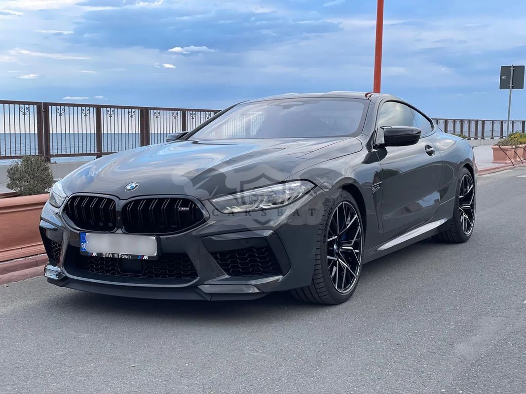 BMW M8 AT 2020