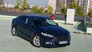 Ford Mondeo IV [2014 - Prezent] 1.5 TDCi Start-Stopp Titanium 2016