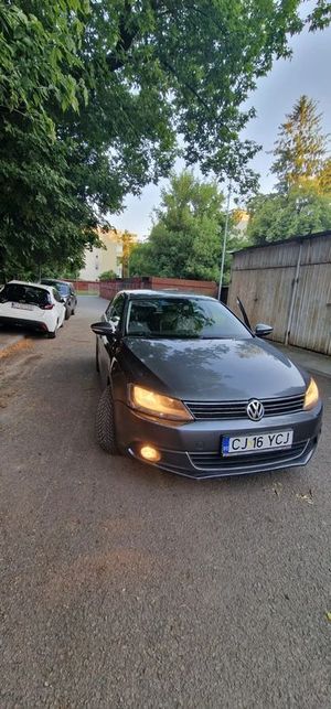 Volkswagen Jetta 1.6 TDI CR DPF Highline 2012