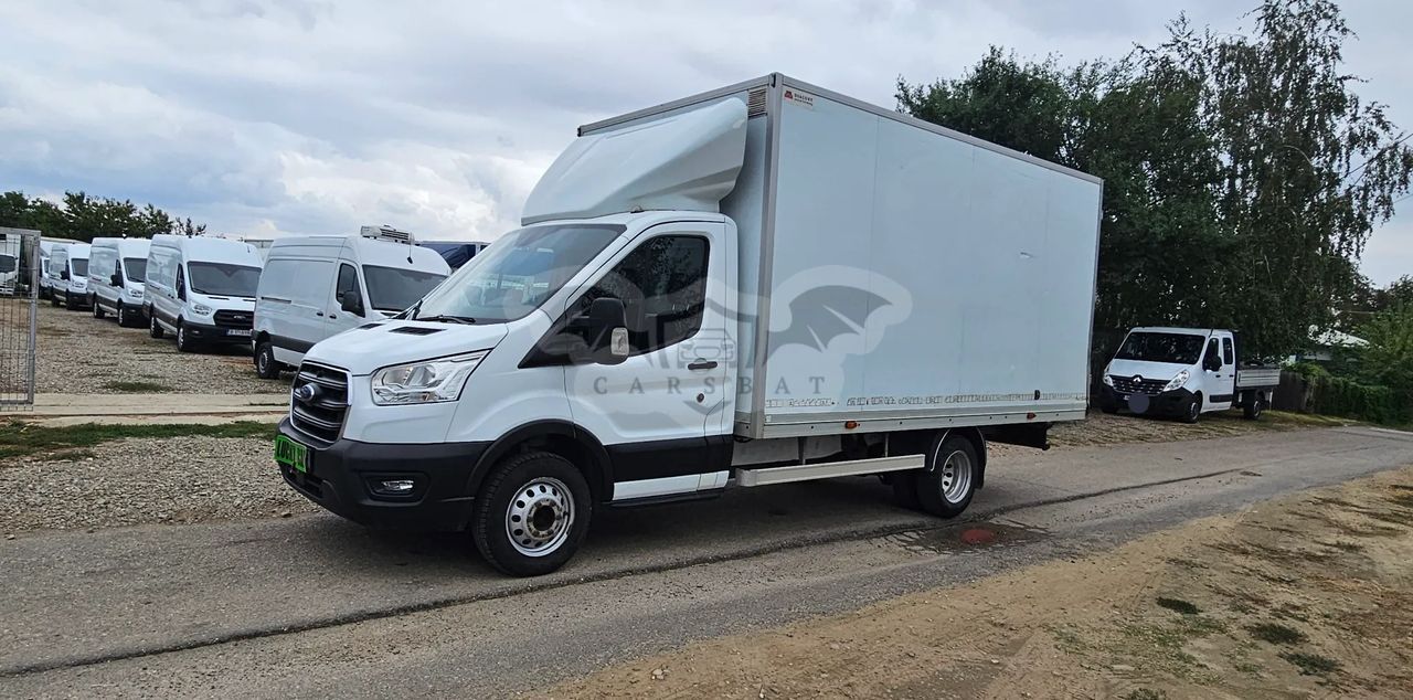 Ford Transit 2021