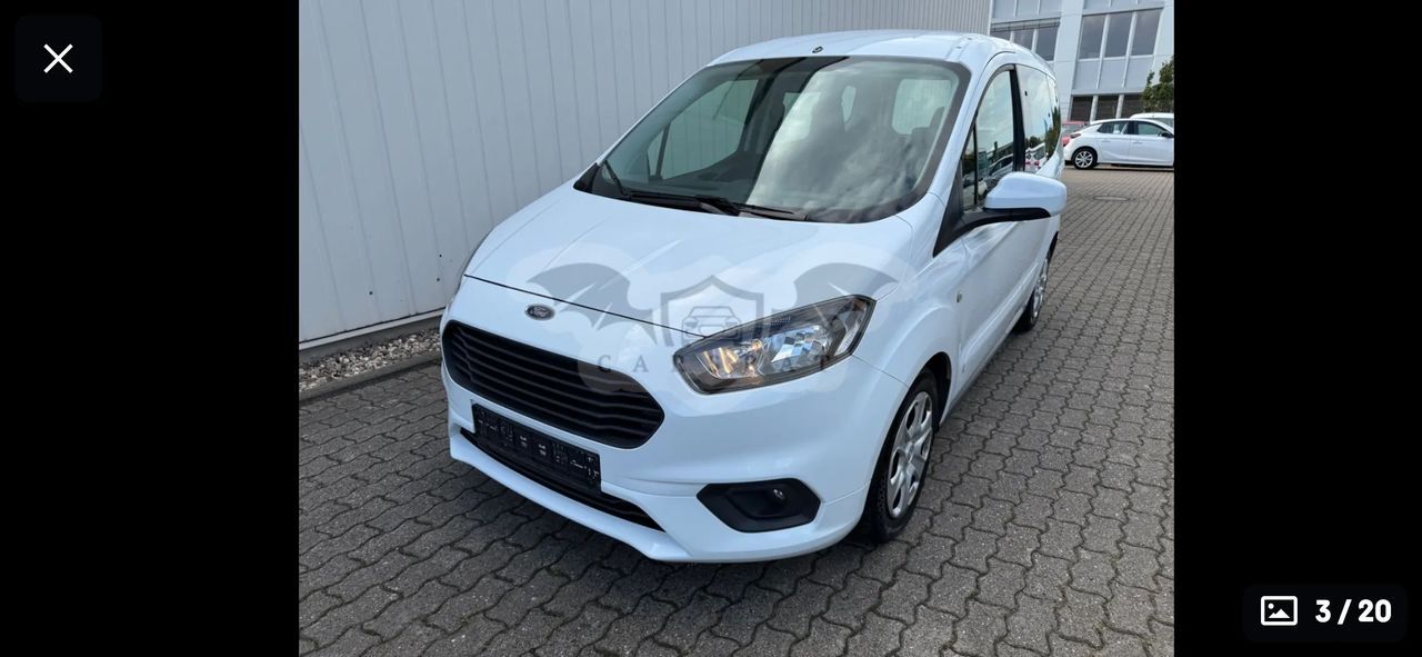 Ford Tourneo Courier 1.5 TDCi Ambiente 2021