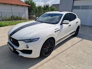 Maserati Levante S 2017