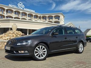 Volkswagen Passat B7 [2010 - 2014] Variant 2.0 TDI Blue TDI DSG Highline 2012