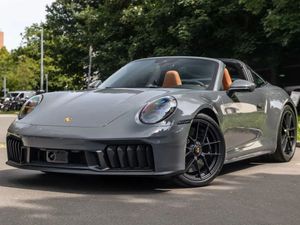 Porsche 911 Targa 4 GTS PDK 2025