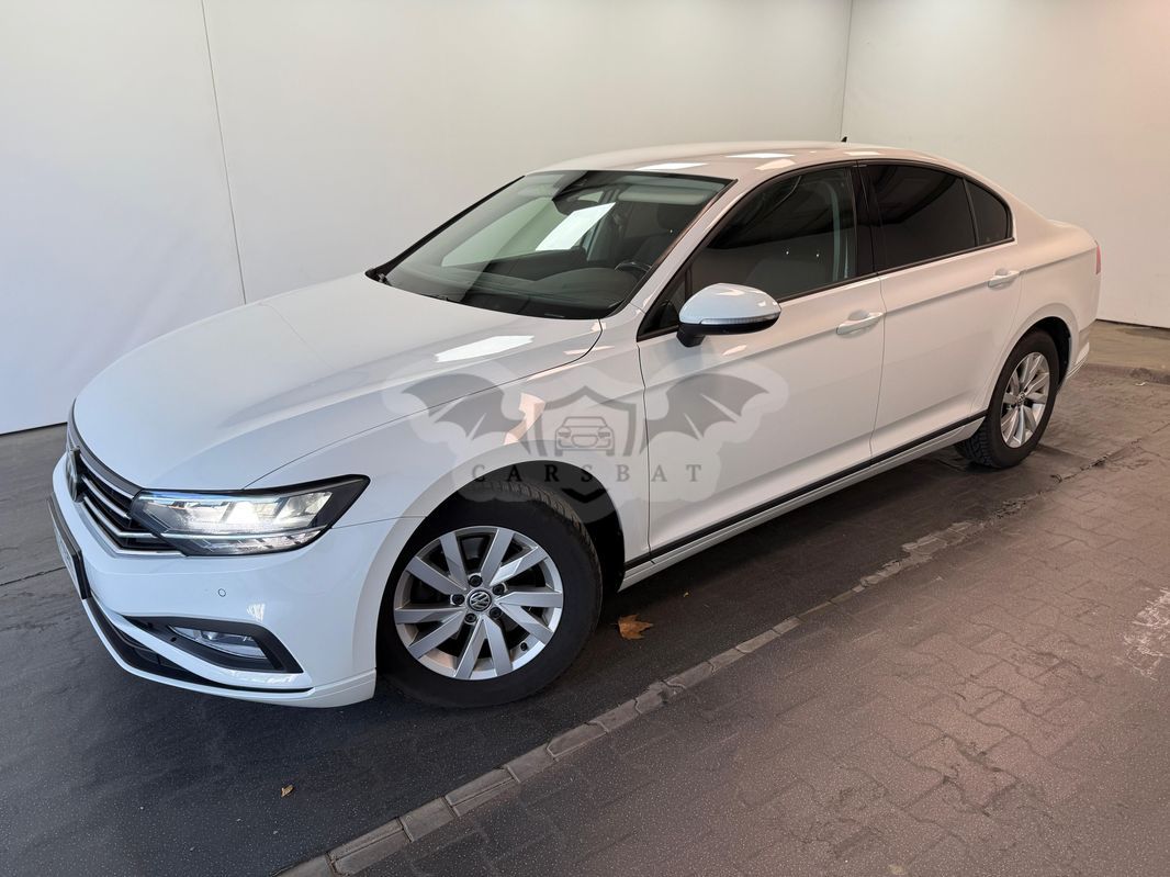 Volkswagen Passat 1.6 TDI DSG Comfortline 2021