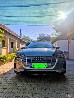 Audi E-Tron 50 quattro 2021