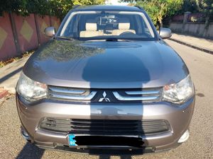 Mitsubishi Outlander III [2012 - 2021] 2.2L DI-D 6AT 4WD Intense+ A04 2014