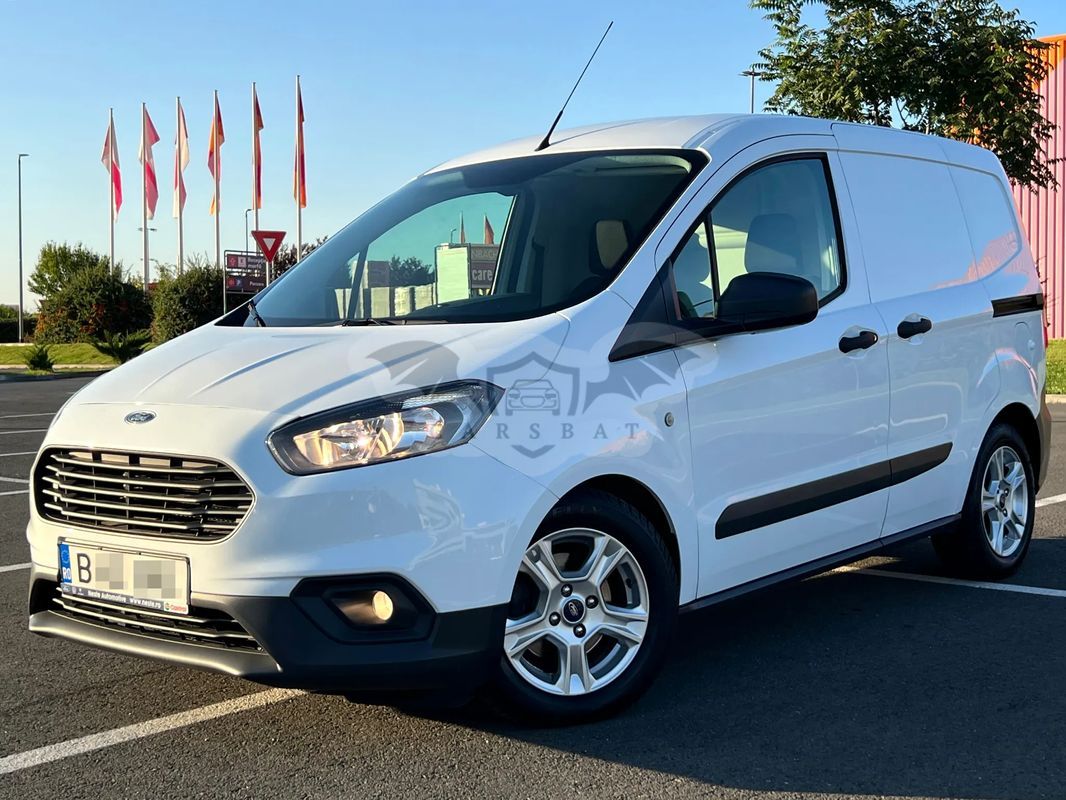 Ford Transit Courier 2021