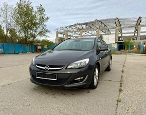 Opel Astra J [2009 - 2018] 1.7 CDTI DPF Sports Tourer Active 2013