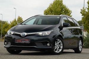 Toyota Auris II [2012 - 2018] 1.8 L VVT-i Hybrid Sol + 2016