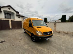 Mercedes-Benz Sprinter 2011