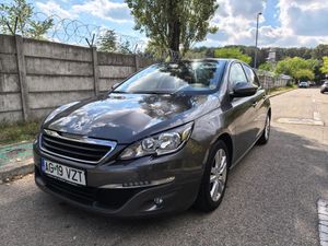 Peugeot 308 II [2013 - 2021] 1.2 L PureTech Turbo Allure 2017