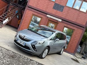 Opel Zafira C [2011 - Prezent Tourer 2.0 CDTI ECOTEC Cosmo 2013