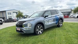 Mitsubishi Outlander IV [2021 - Prezent] 2.4 4WD Plug-In Hybrid Top 2025