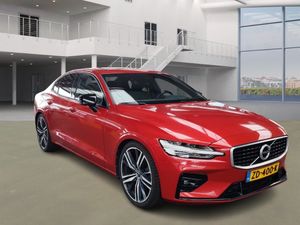 Volvo S60 III [2018 - Prezent] T5 R-Design 2019