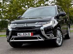 Mitsubishi Outlander 2.4 4WD Plug-In Hybrid Top 2020