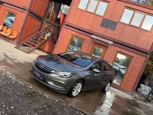 Opel Astra K [2015 - 2021] 1.6 D (CDTI) Edition 2017
