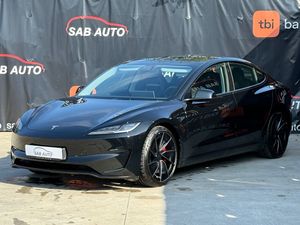 Tesla Model 3 Langstreckenbatterie Allradantrieb Dual Motor Performance 2025