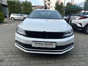 Volkswagen Jetta 2.0 TDI Trendline 2016