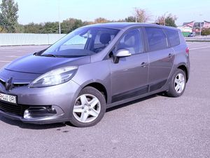 Renault Grand Scenic 1.5 dCi EDC Privilege 2012