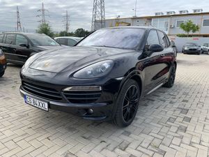 Porsche Cayenne S Diesel Platinum Edition 2013