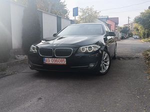 BMW 5 Series F10/F11/F07 [2010 - 2017] 520d Touring Sport-Aut. 2012