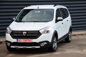 Dacia Lodgy TCe 130 GPF (7-Sitzer) Stepway 2020