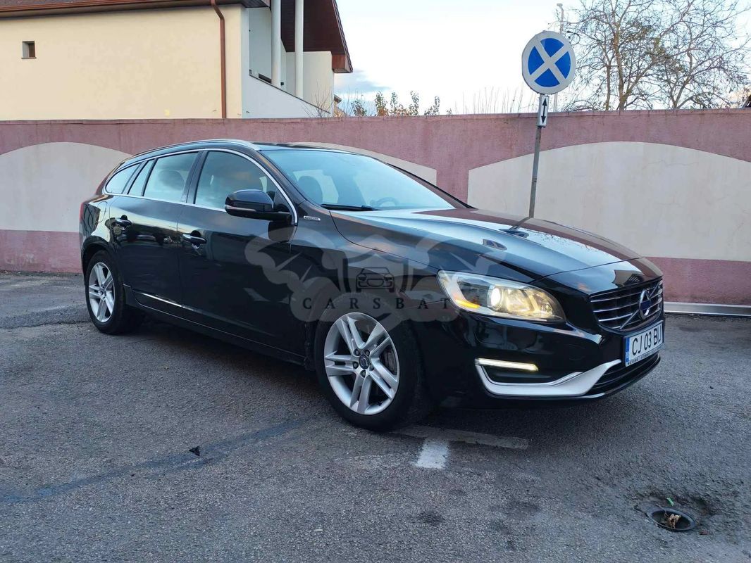 Volvo V60 I [2010 - 2018] D6 Plug-In-Hybrid AWD Geartronic Momentum 2014