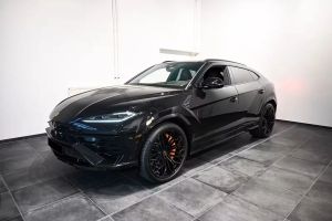 Lamborghini Urus 2025
