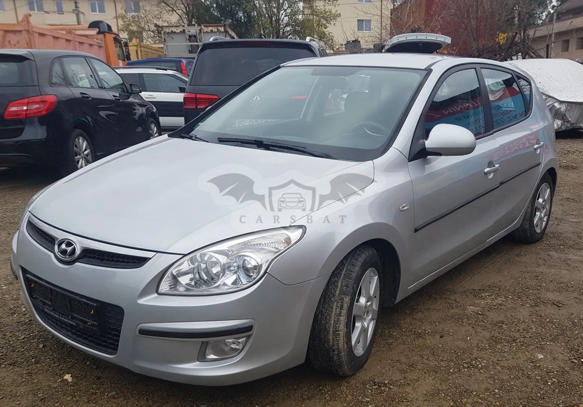 Hyundai i30 I [2007 - 2012] 1.6 CRDI blue Comfort 2008