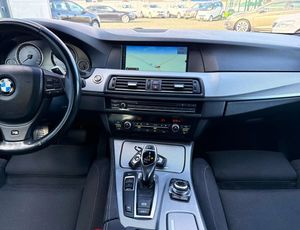 BMW 5 Series 520d Touring Sport-Aut. 2011
