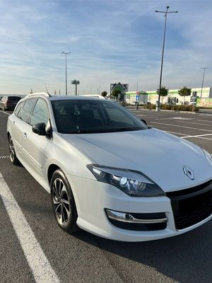 Renault Laguna III [2007 - 2015] ENERGY dCi 130 FAP Start & Stop Bose Edition 2014