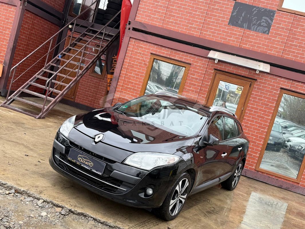 Renault Megane III [2008 - 2016] Grandtour TCe 130 BOSE Edition 2011