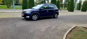Dacia Sandero 1.2 16V 75 Laureate 2013