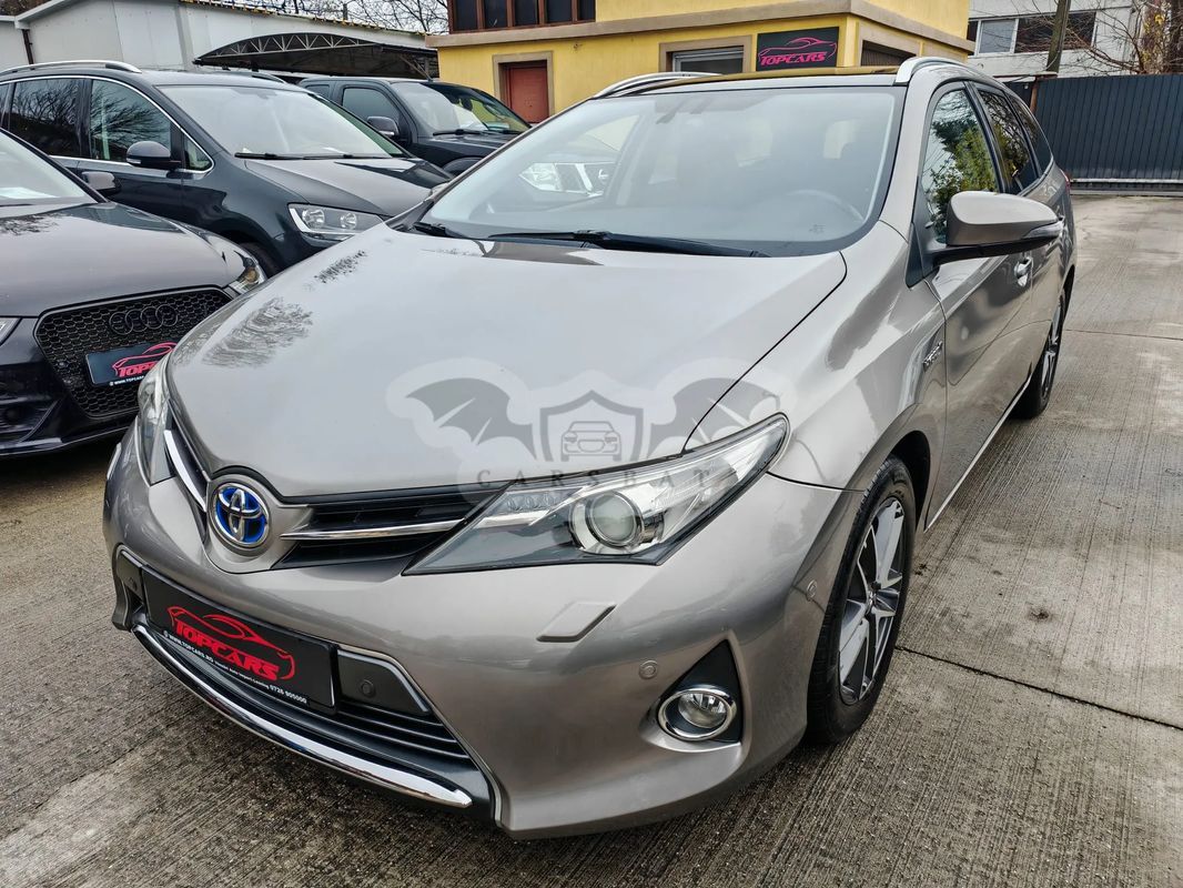 Toyota Auris 1.8 L VVT-i Hybrid Sol 2015
