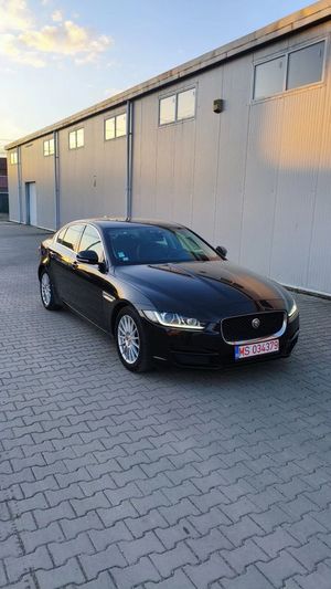 Jaguar XE 2017