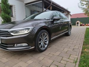 Volkswagen Passat B8 [2014 - Prezent] Variant 2.0 TDI DSG Highline 2016