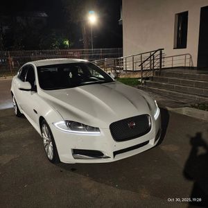 Jaguar XF 2.2D Portfolio 2013